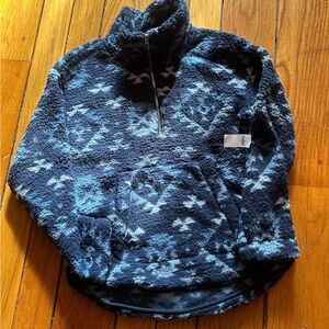 Old Navy Navy and Cream Textured Fleece